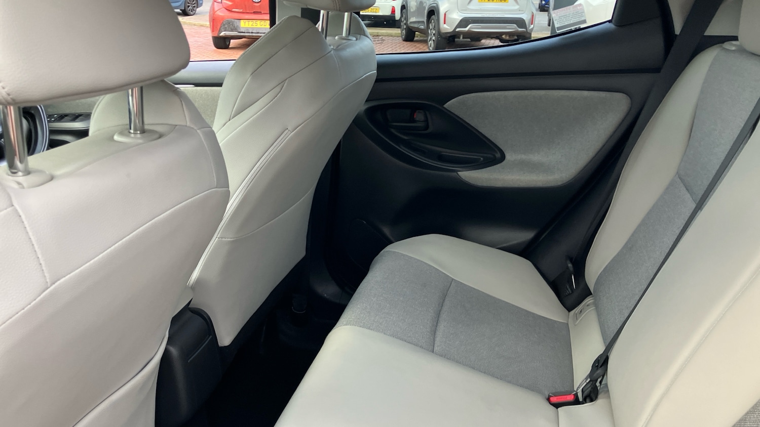 Used Toyota Yaris 2020 for sale - 76627763: Photo 13