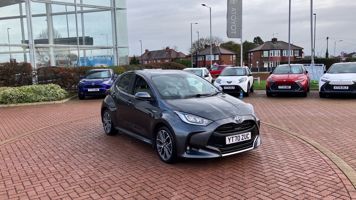 Used Toyota Yaris 2020 for sale - 76627763: Photo 29