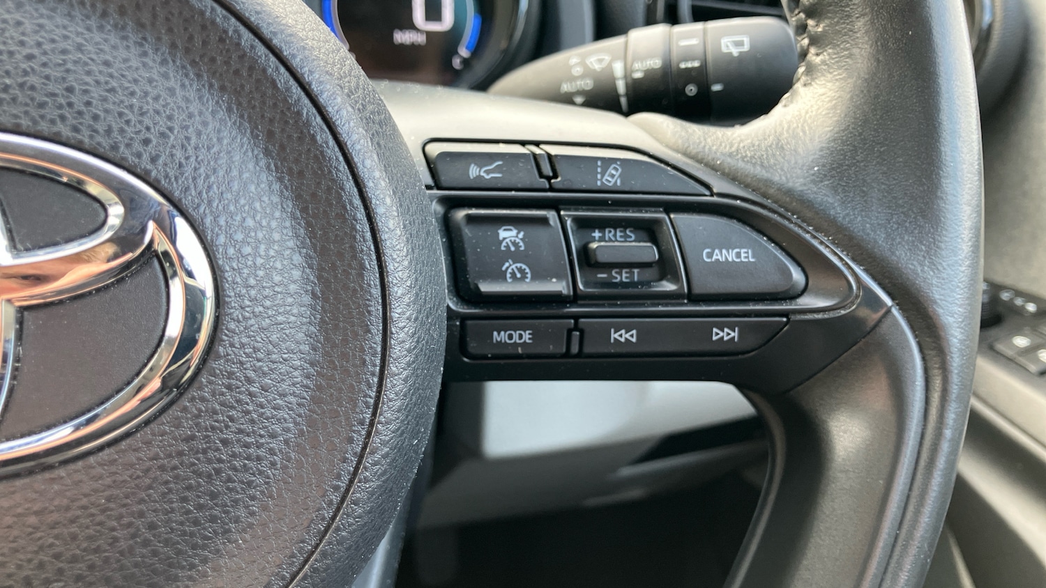 Used Toyota Yaris 2020 for sale - 76627763: Photo 35