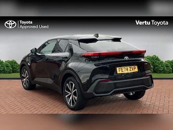 Used Toyota C-HR 2024 for sale - 77171023: Photo