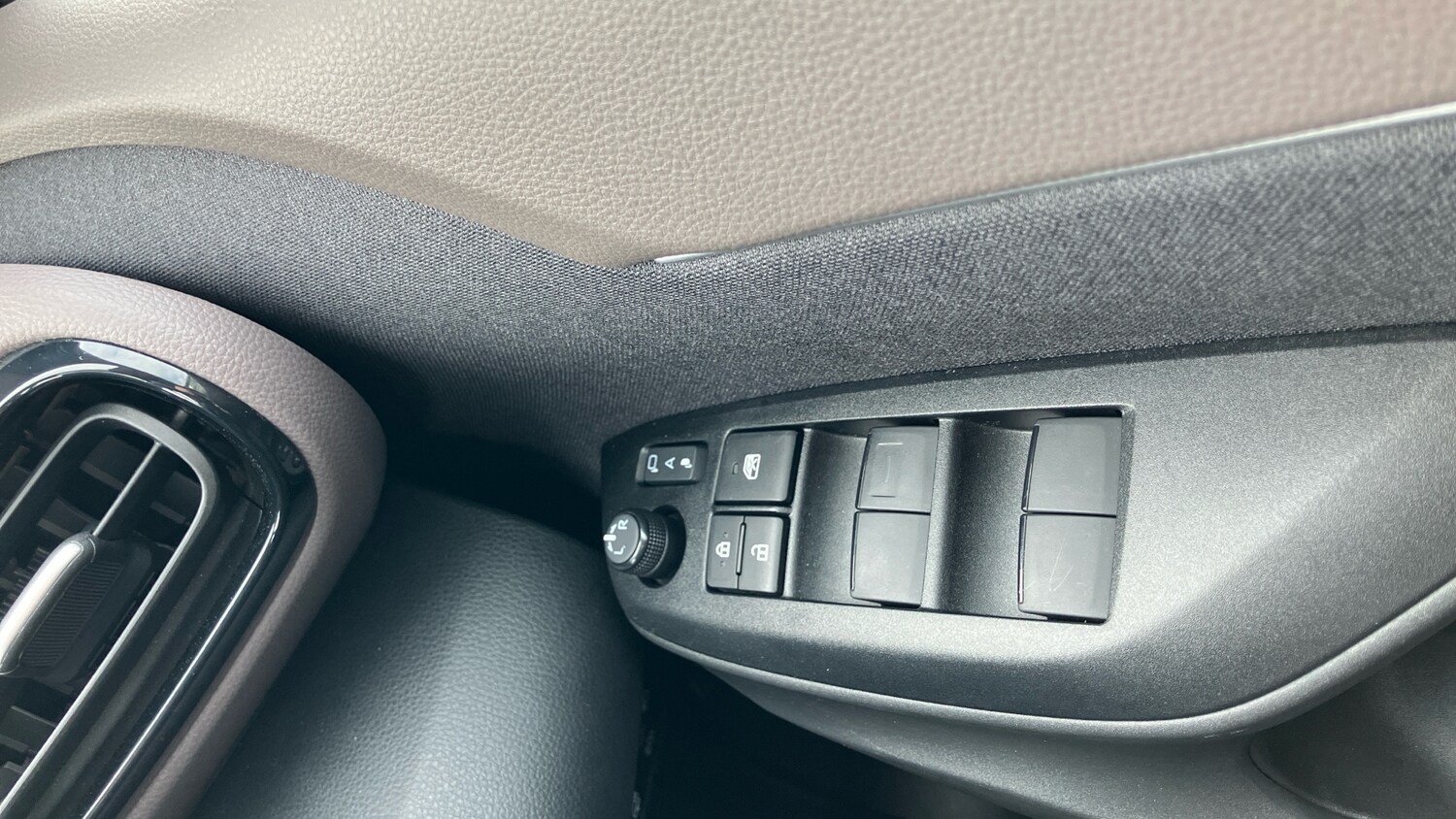 Used Toyota Yaris Cross 2024 for sale - 78078762: Photo 41