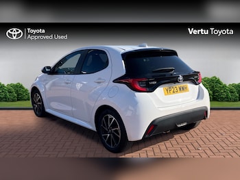Used Toyota Yaris 2023 for sale - 78826211: Photo