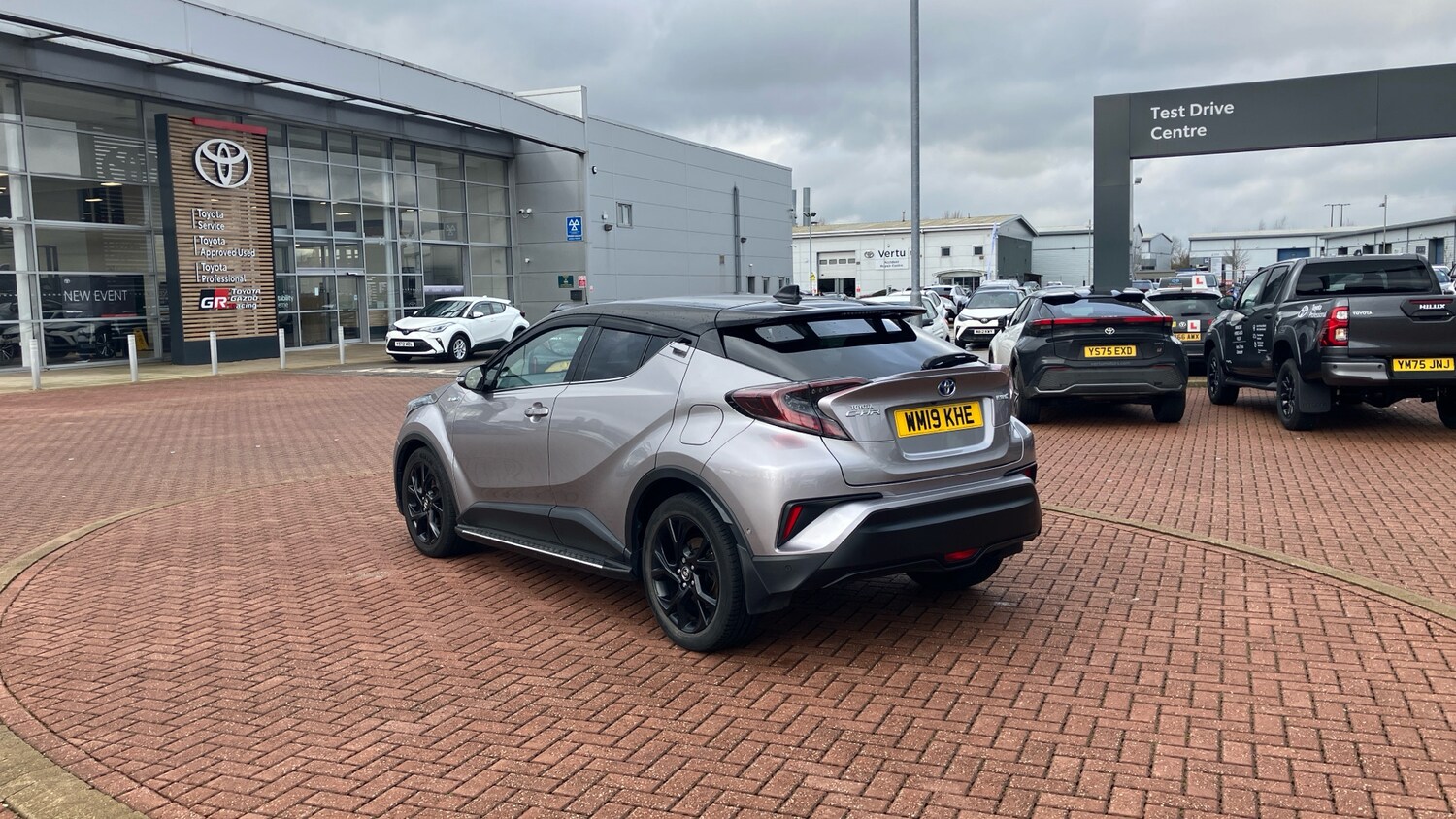 Used Toyota C-HR 2019 for sale - 77567320: Photo 32