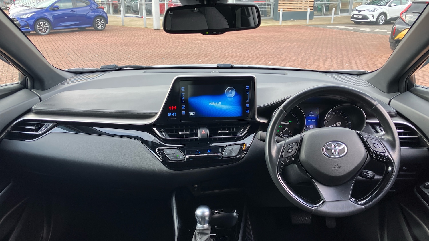 Used Toyota C-HR 2019 for sale - 77567320: Photo 5
