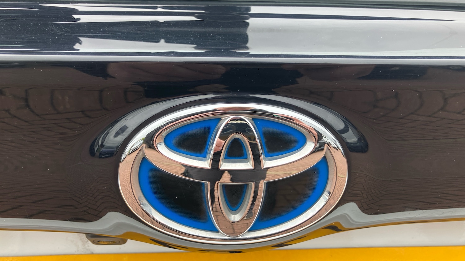 Used Toyota Yaris 2023 for sale - 78027611: Photo 35