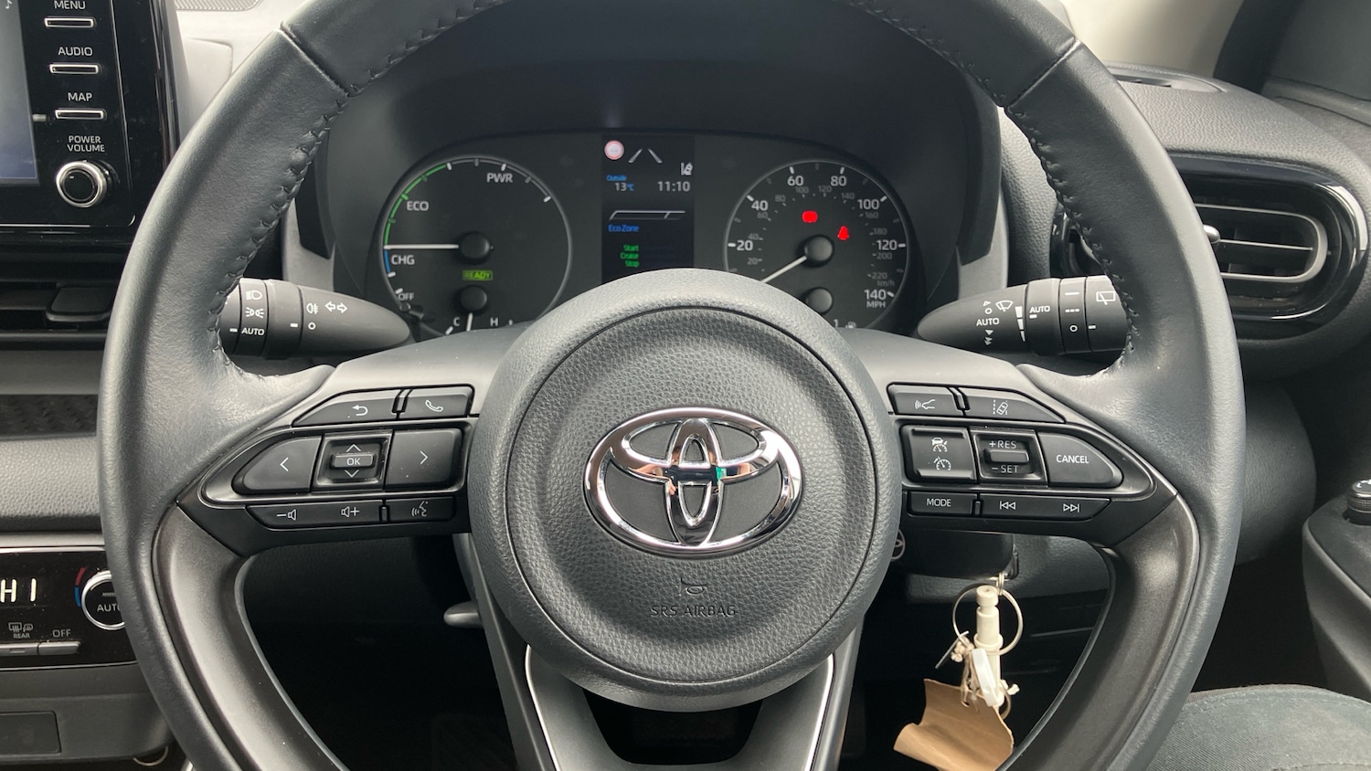 Used Toyota Yaris 2023 for sale - 78027611: Photo 43