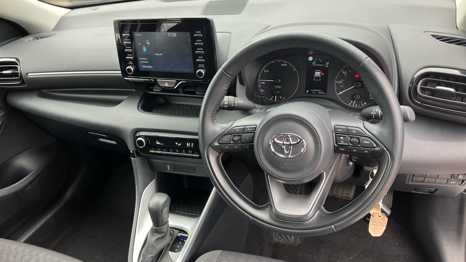 Used Toyota Yaris 2023 for sale - 78027611: Photo 5