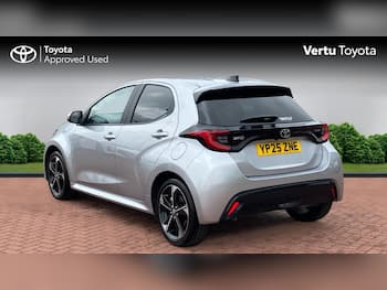 Used Toyota Yaris 2025 for sale - 79721636: Photo