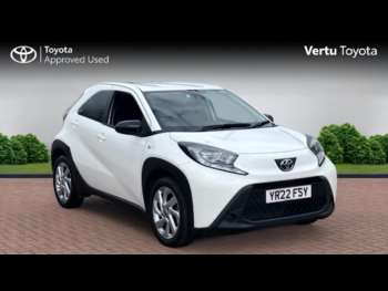 2022 (22) - 1.0 VVT-i Pure 5dr Petrol Hatchback