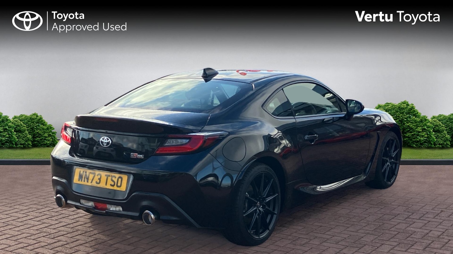 Used Toyota GR86 2023 for sale - 76603265: Photo 2