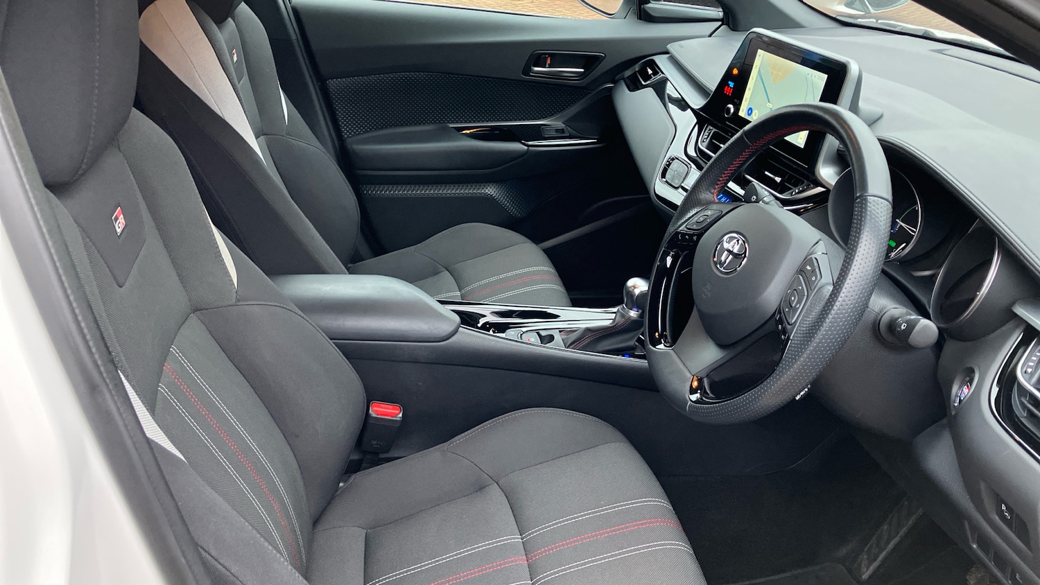 Used Toyota C-HR 2023 for sale - 77380617: Photo 11