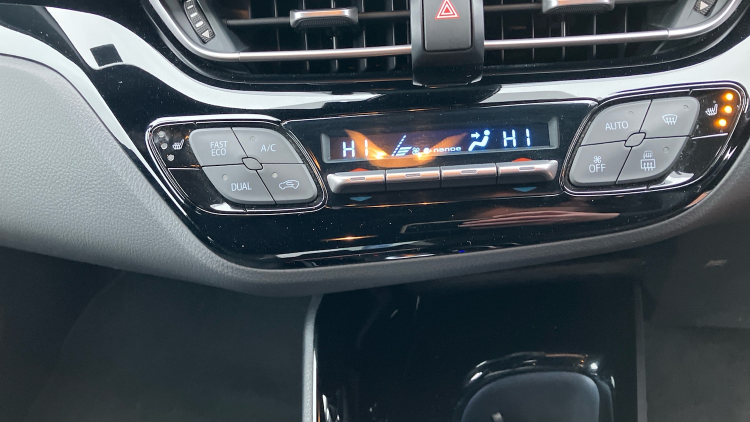 Used Toyota C-HR 2023 for sale - 77380617: Photo 37