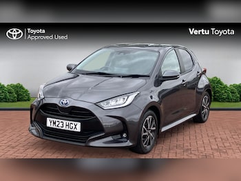 Used Toyota Yaris 2023 for sale - 79515602: Photo