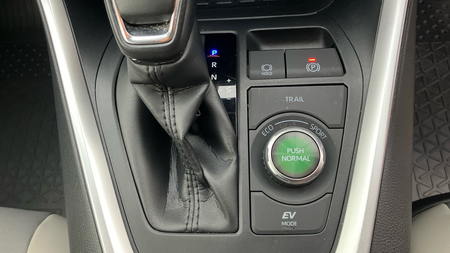 Used Toyota RAV4 2022 for sale - 76382554: Photo 35