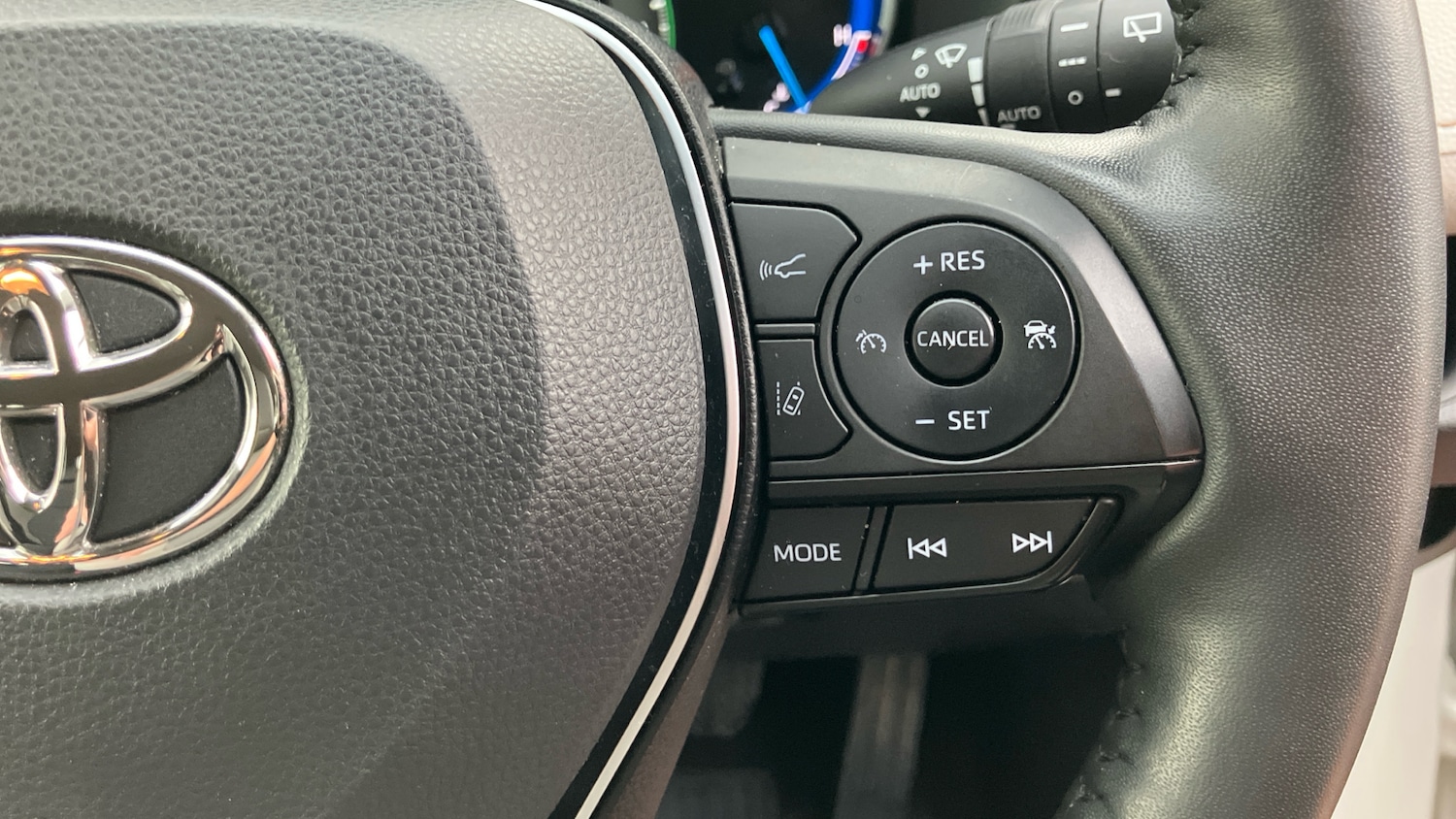 Used Toyota RAV4 2022 for sale - 76382554: Photo 39