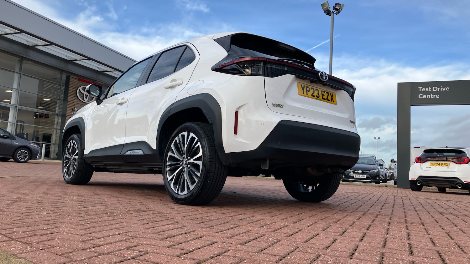 Used Toyota Yaris Cross 2023 for sale - 76969666: Photo 21