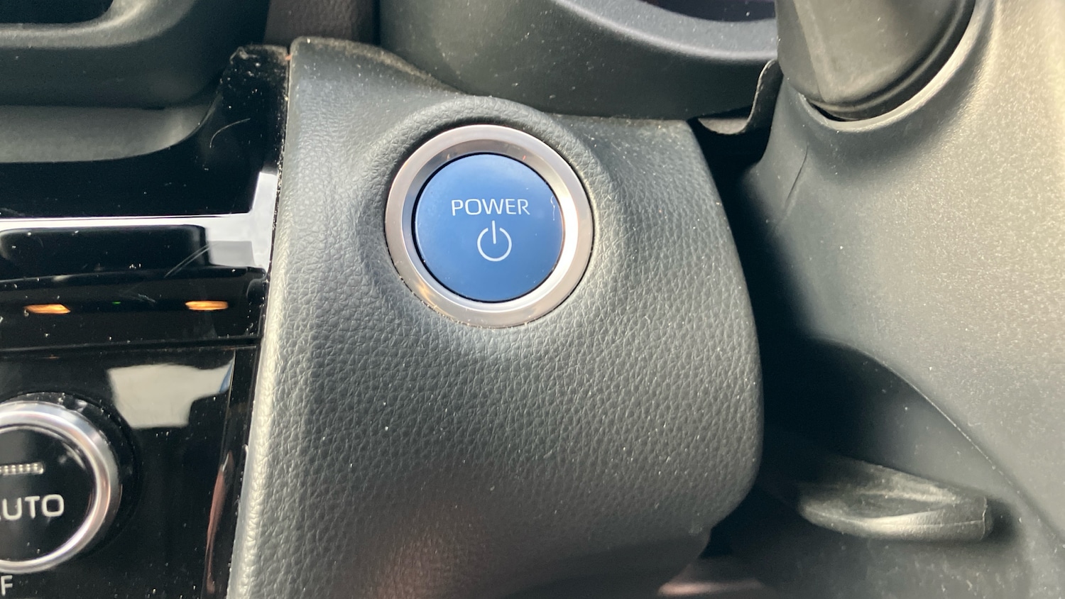 Used Toyota Yaris Cross 2023 for sale - 76969666: Photo 39