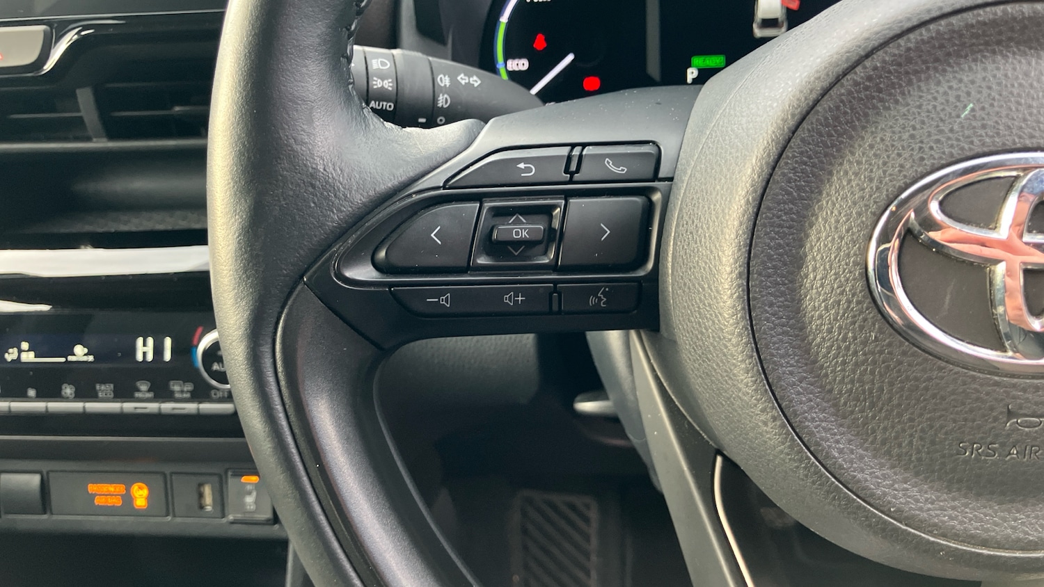 Used Toyota Yaris Cross 2023 for sale - 76969666: Photo 40