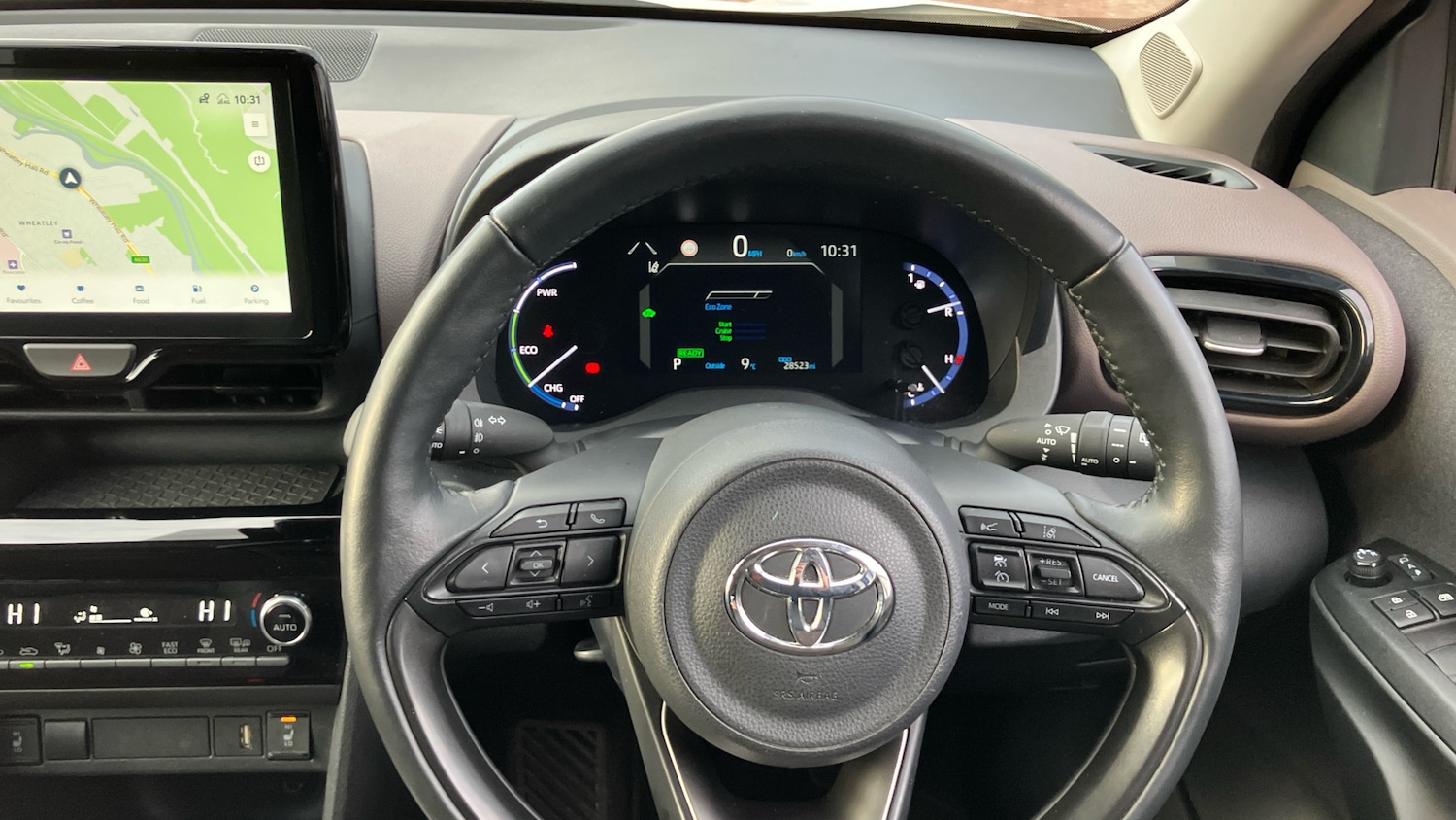 Used Toyota Yaris Cross 2023 for sale - 76969666: Photo 8