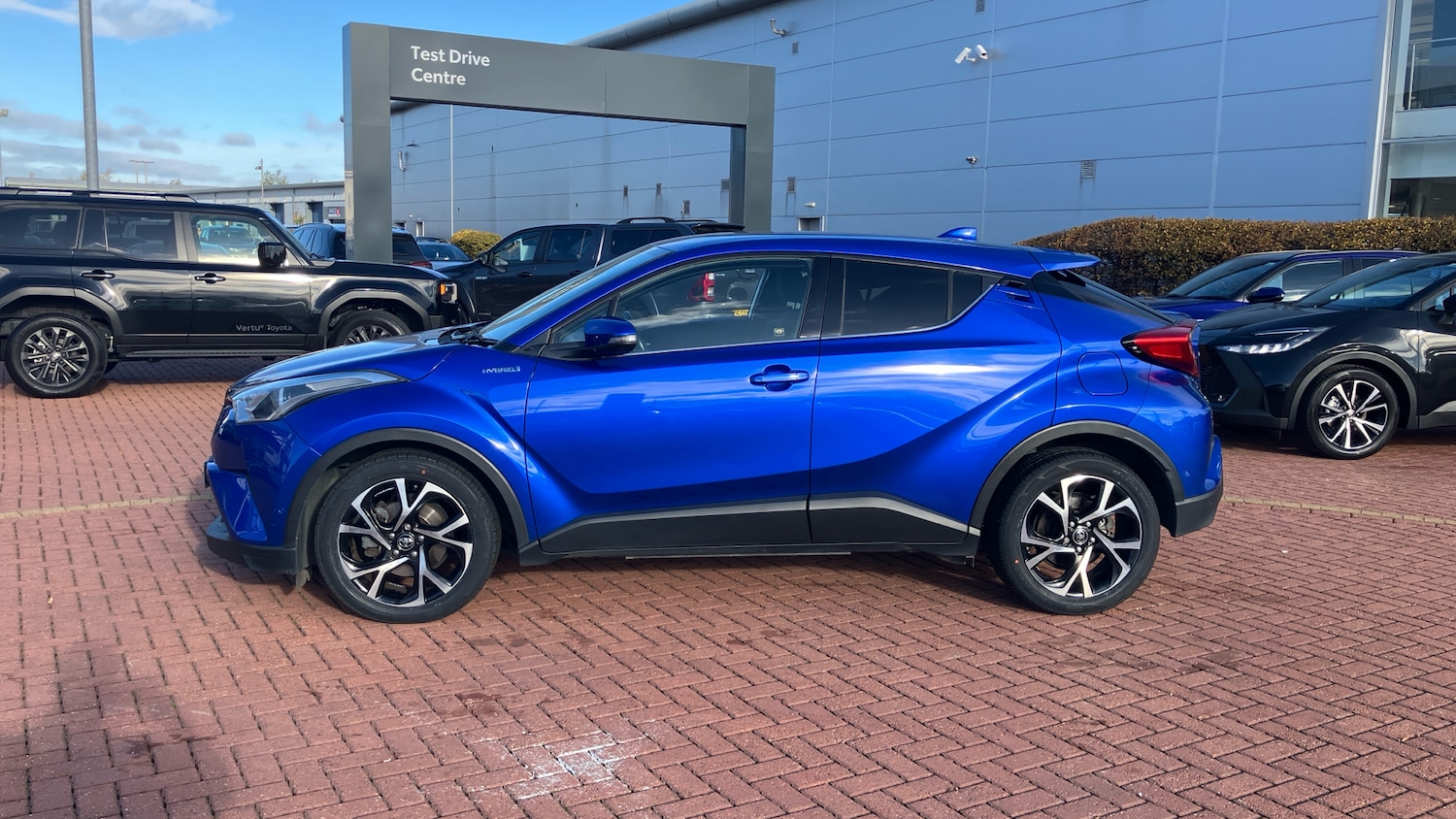 Used Toyota C-HR 2019 for sale - 76391648: Photo 17