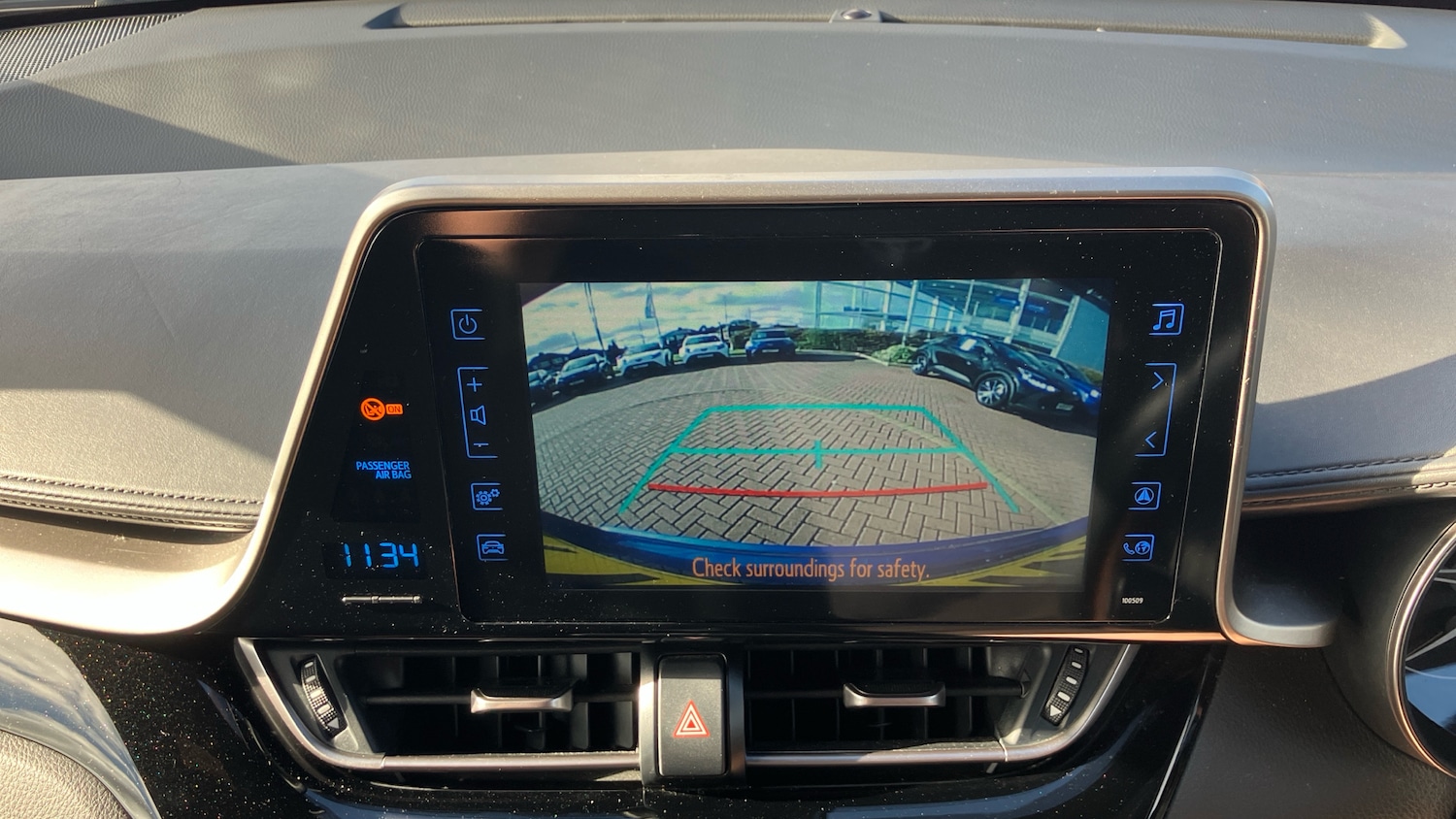 Used Toyota C-HR 2019 for sale - 76391648: Photo 27