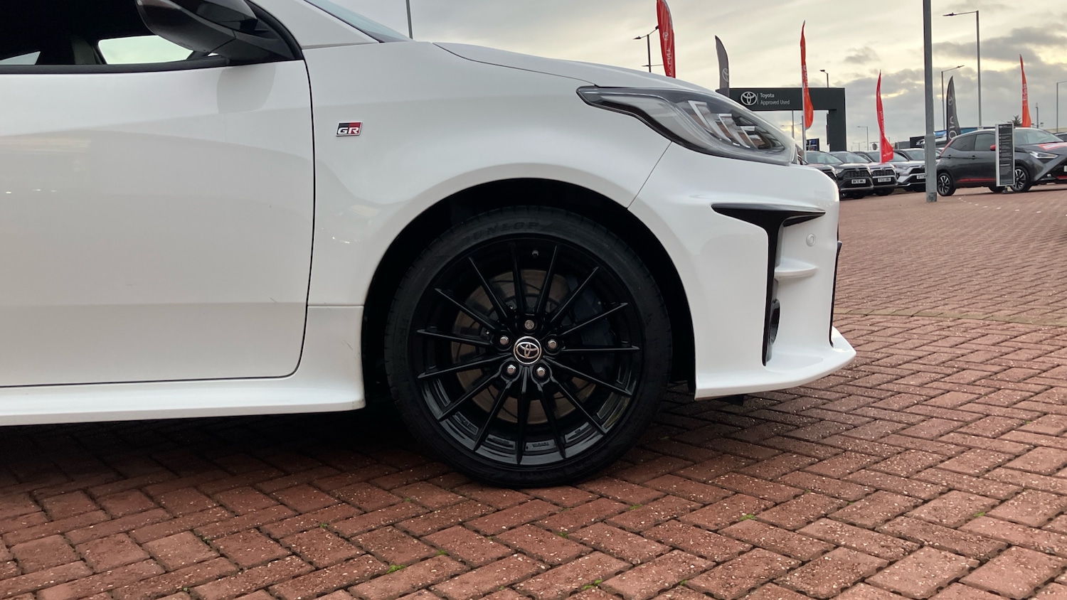 Used Toyota Yaris 2022 for sale - 76652232: Photo 18