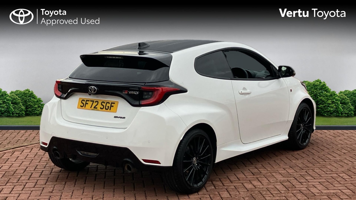 Used Toyota Yaris 2022 for sale - 76652232: Photo 2