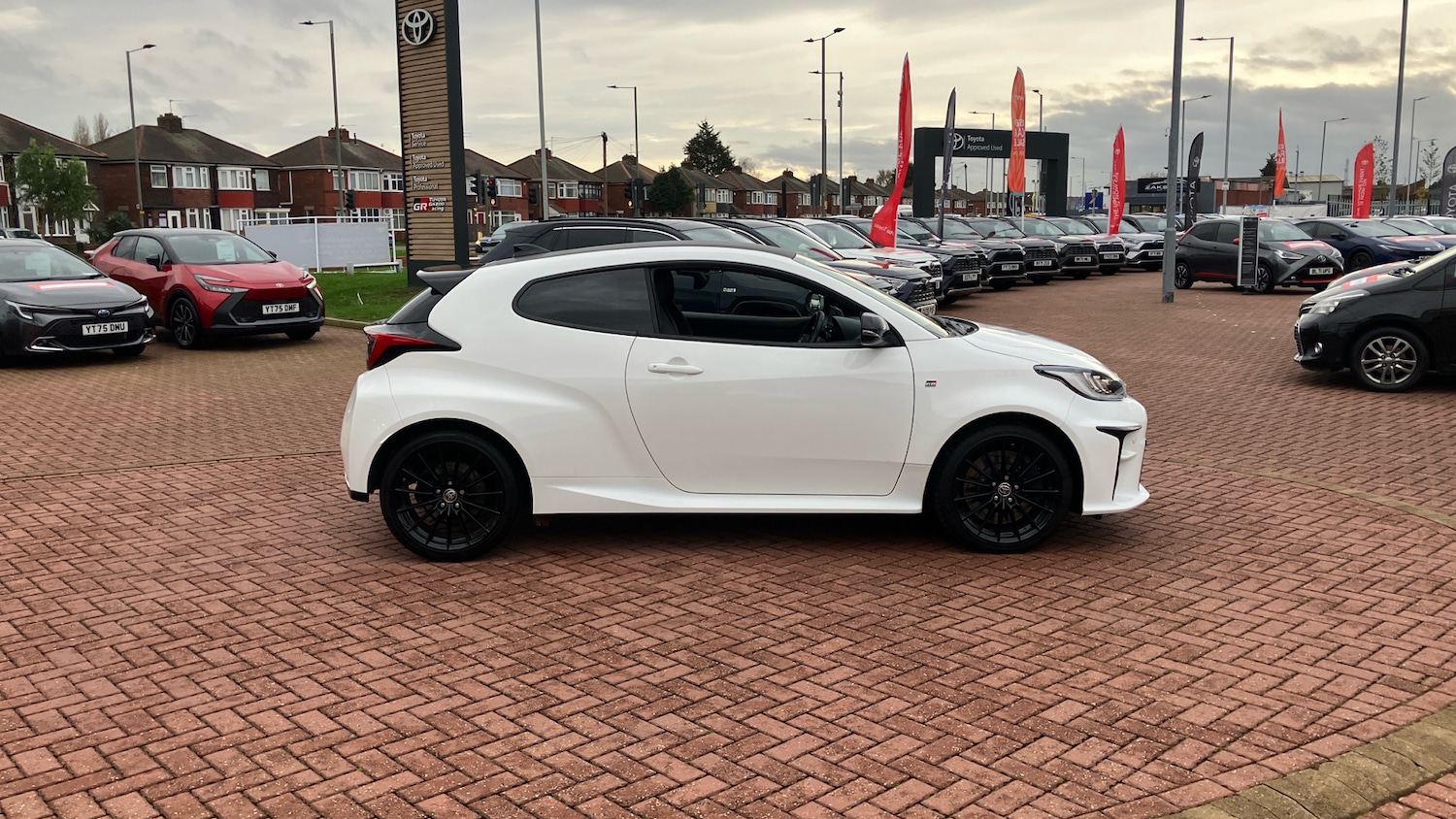 Used Toyota Yaris 2022 for sale - 76652232: Photo 28