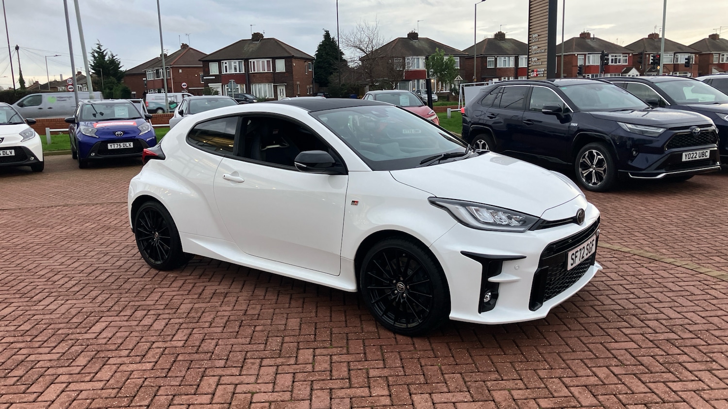 Used Toyota Yaris 2022 for sale - 76652232: Photo 34