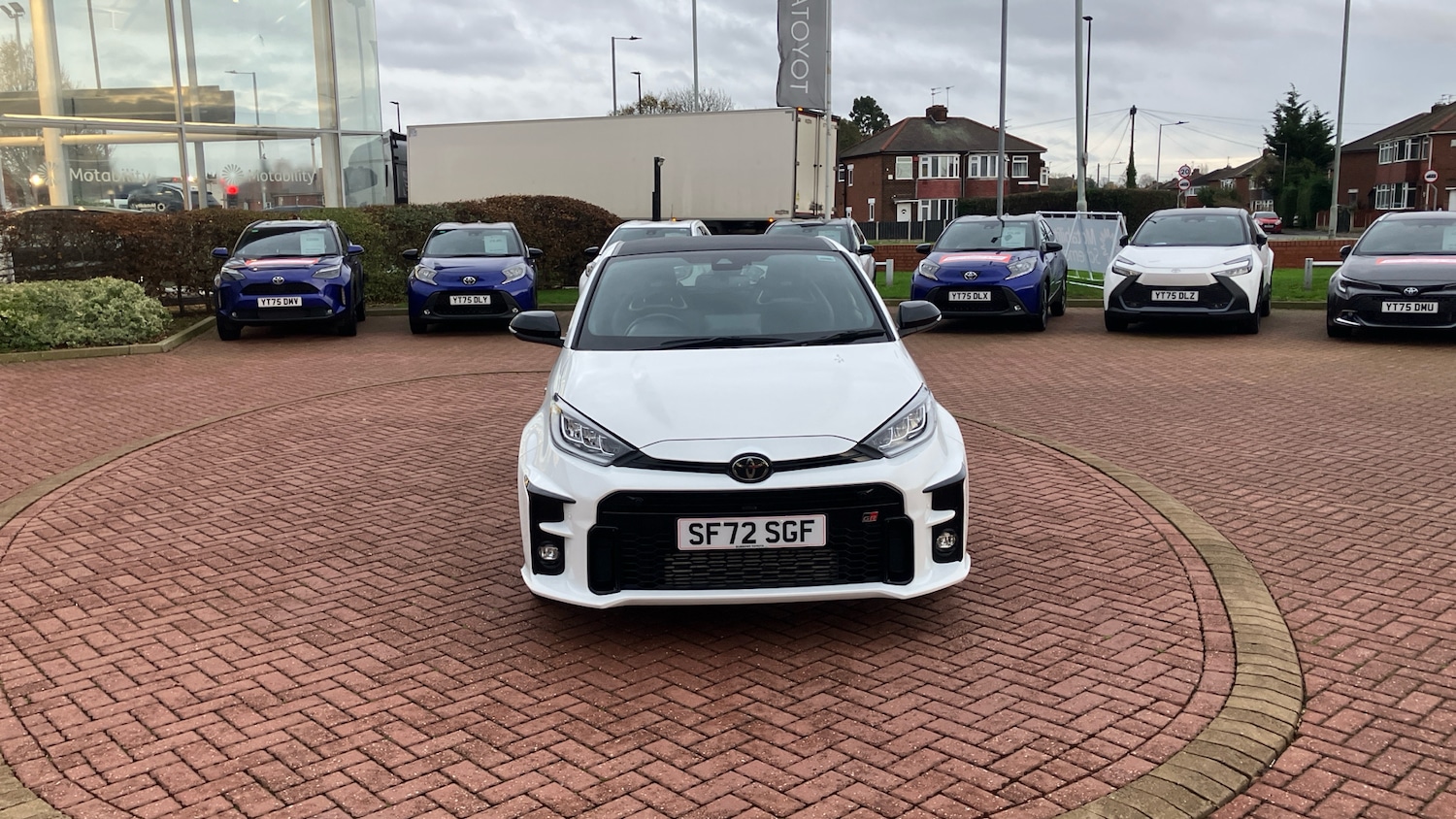 Used Toyota Yaris 2022 for sale - 76652232: Photo 35