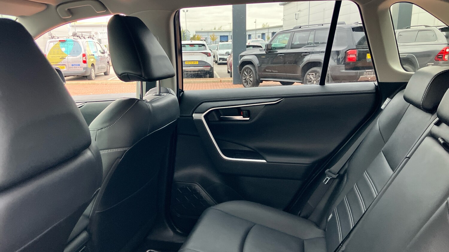 Used Toyota RAV4 2020 for sale - 76253911: Photo 13