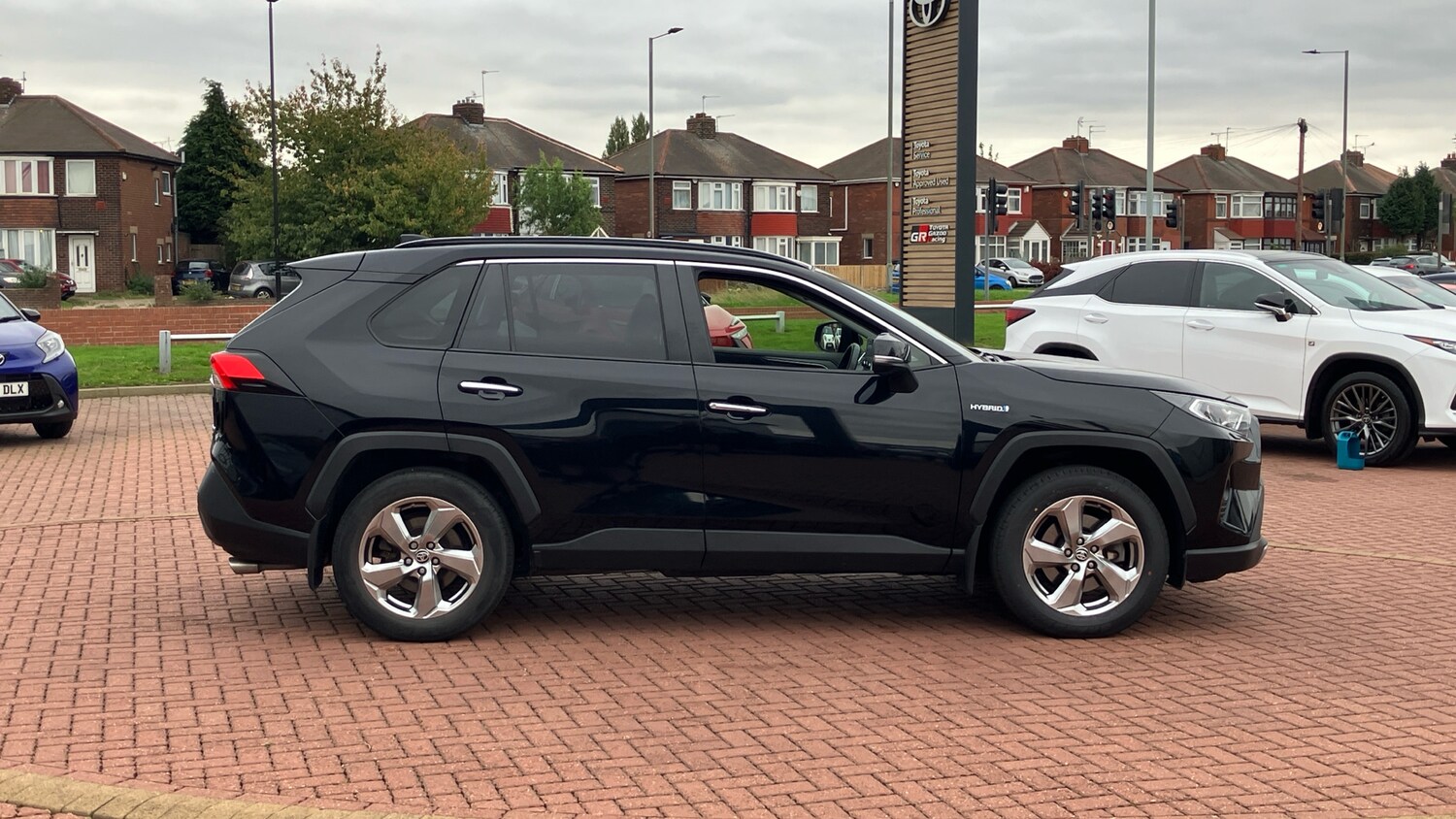 Used Toyota RAV4 2020 for sale - 76253911: Photo 16