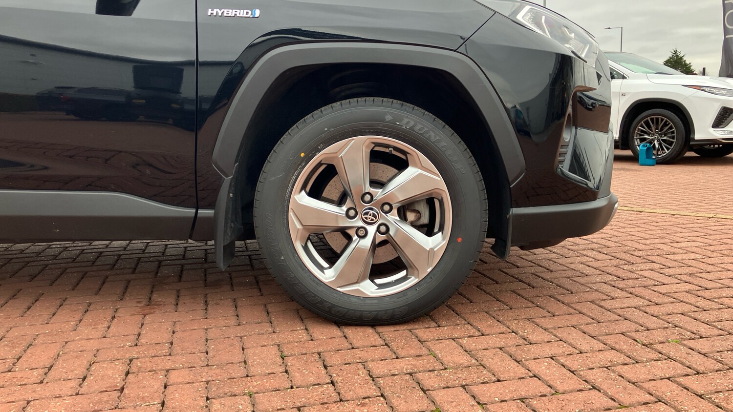 Used Toyota RAV4 2020 for sale - 76253911: Photo 18