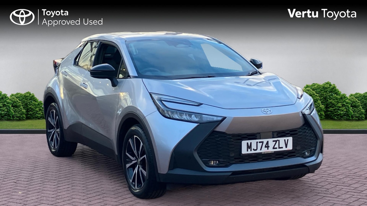 Used Toyota C-HR 2024 for sale - 76449221: Photo 1