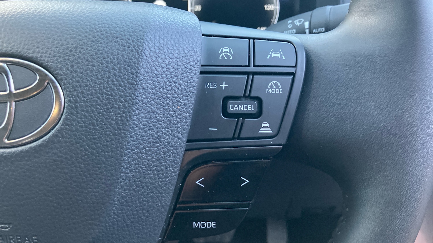 Used Toyota C-HR 2024 for sale - 76449221: Photo 42