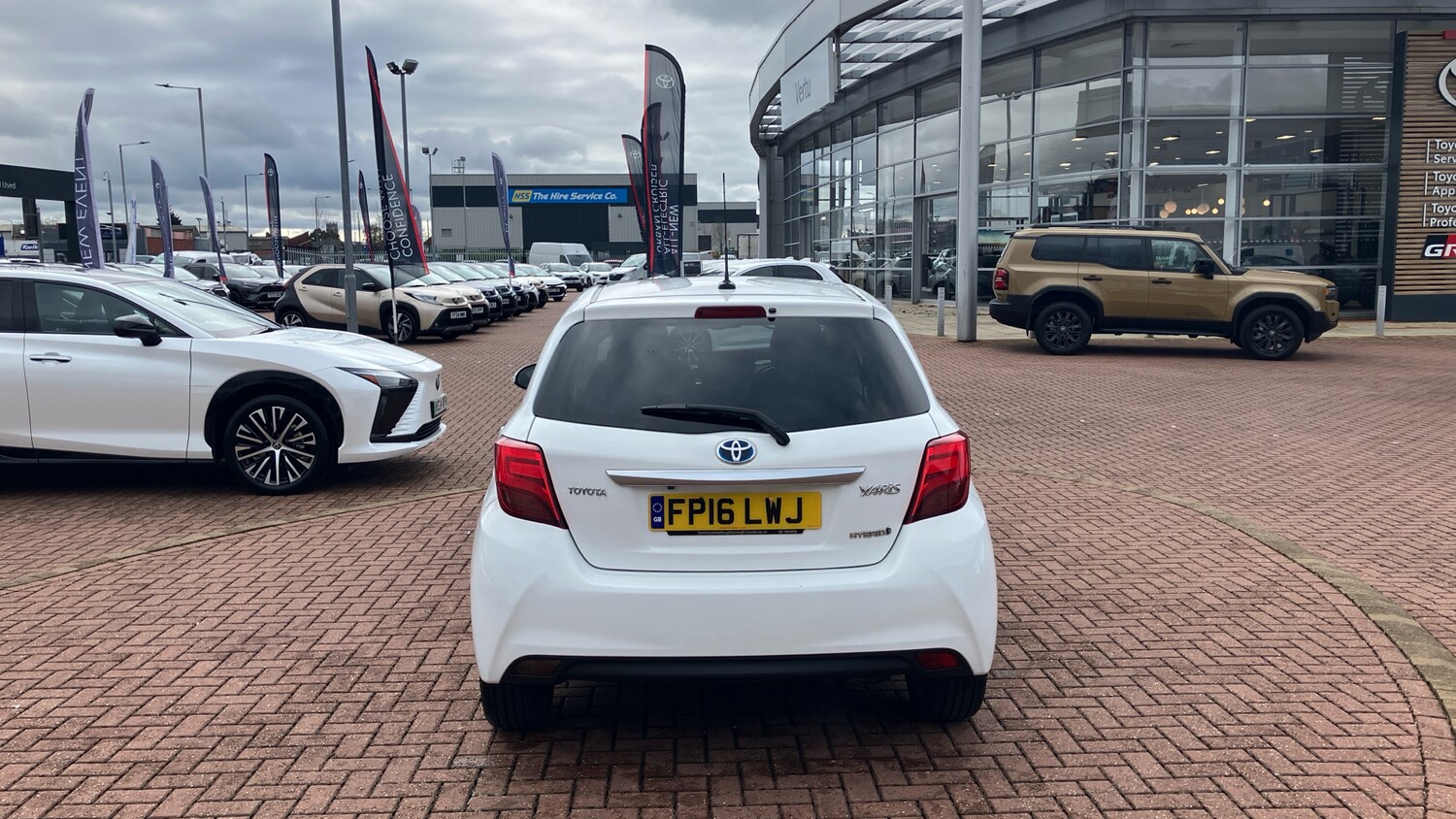 Used Toyota Yaris 2016 for sale - 78152923: Photo 32