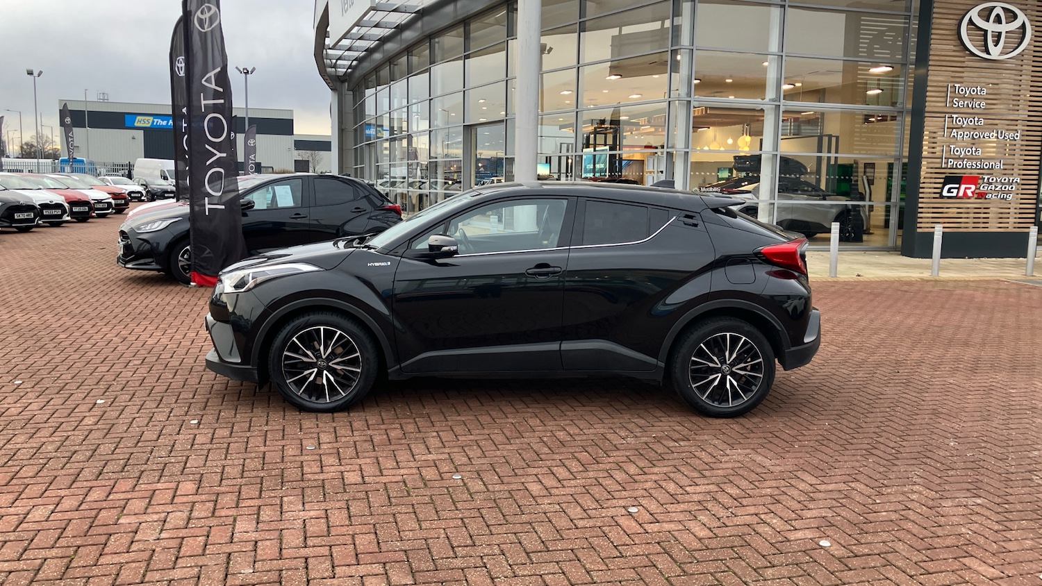 Used Toyota C-HR 2018 for sale - 77149200: Photo 17