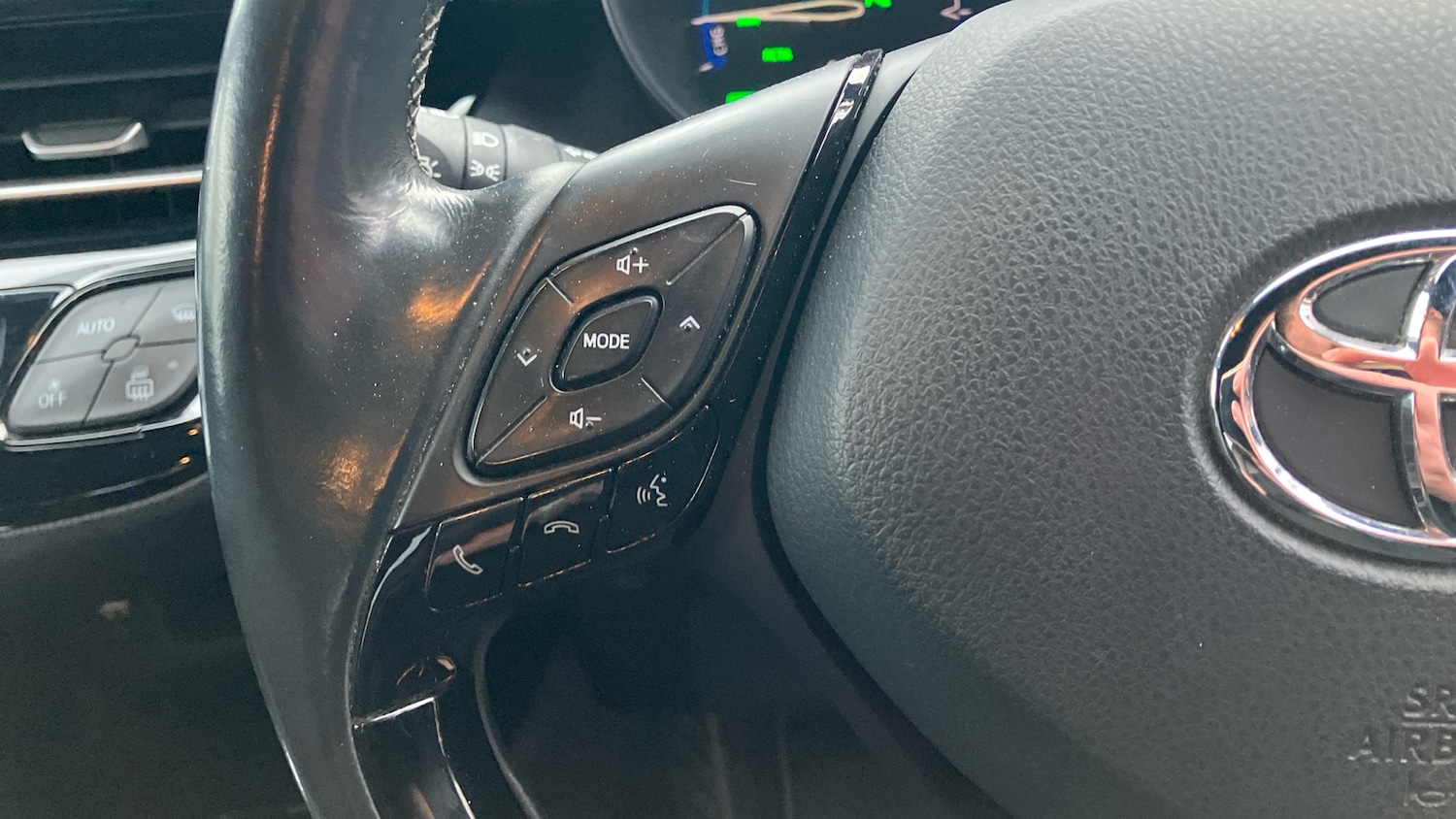 Used Toyota C-HR 2018 for sale - 77149200: Photo 34