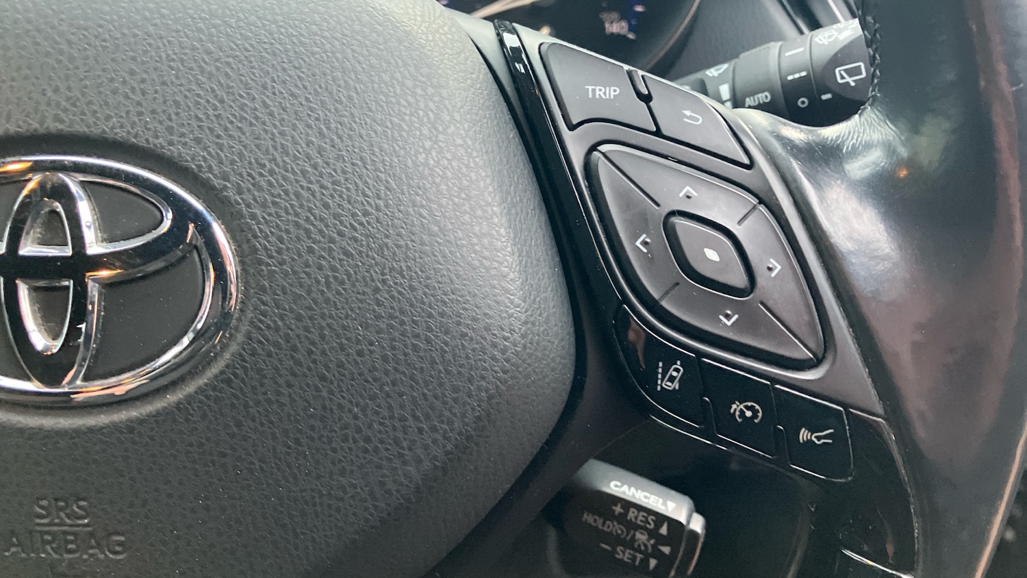 Used Toyota C-HR 2018 for sale - 77149200: Photo 35