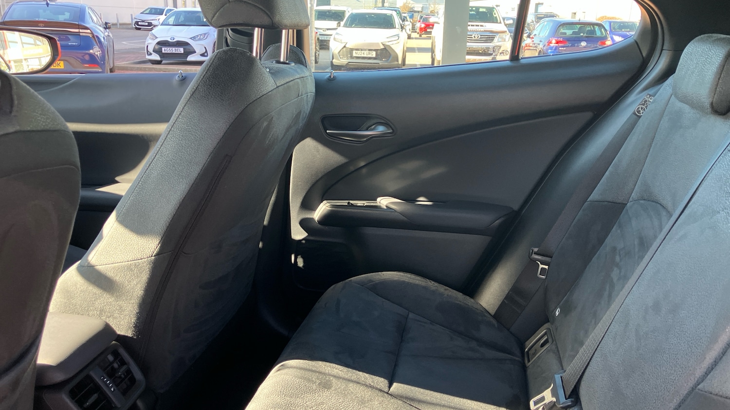 Used Lexus UX 2025 for sale - 77931586: Photo 12