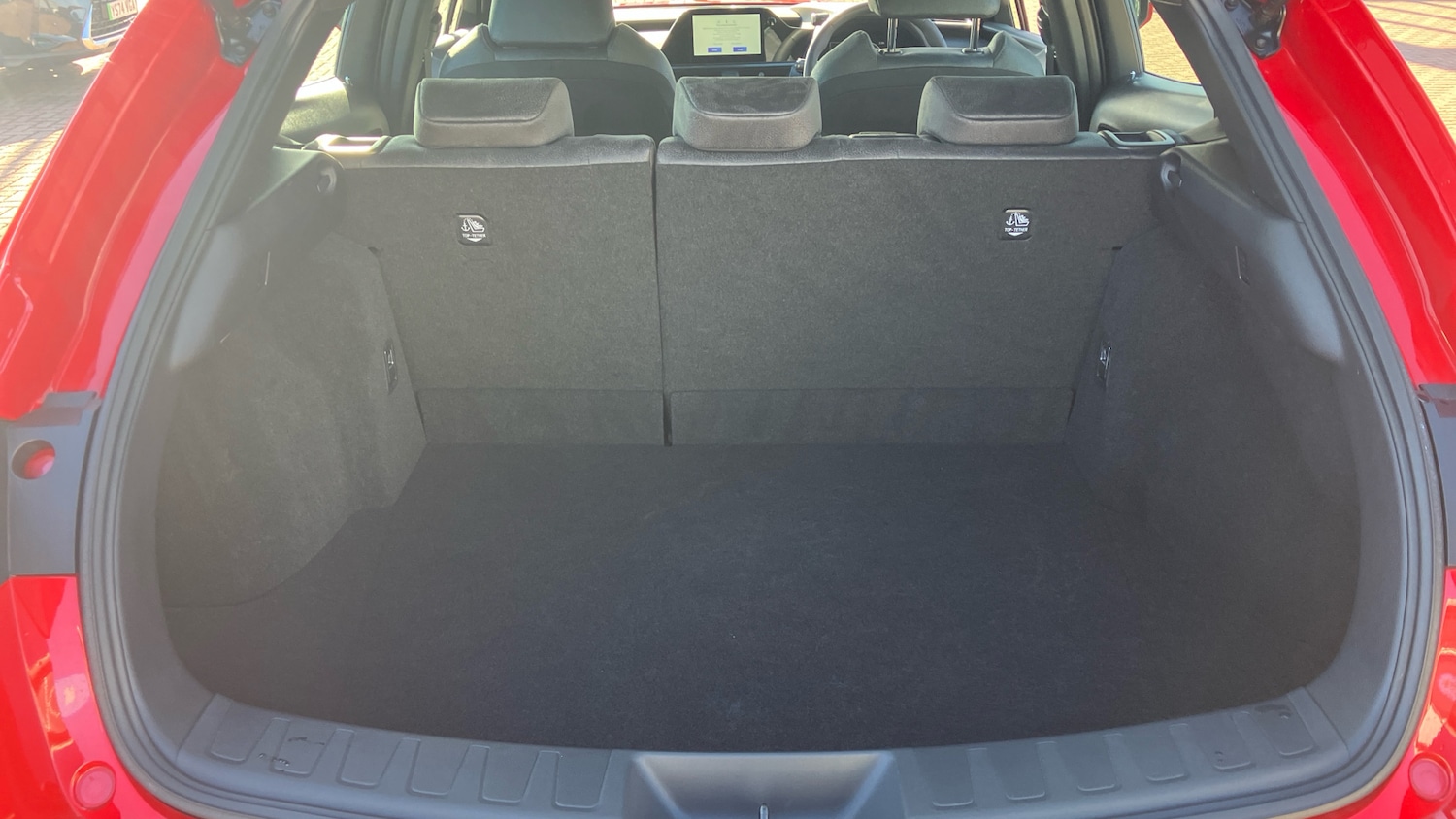 Used Lexus UX 2025 for sale - 77931586: Photo 13