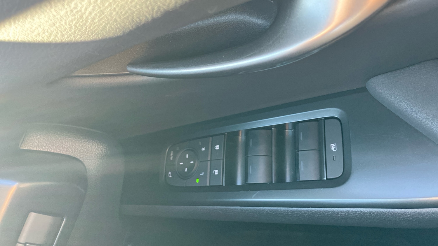 Used Lexus UX 2025 for sale - 77931586: Photo 43