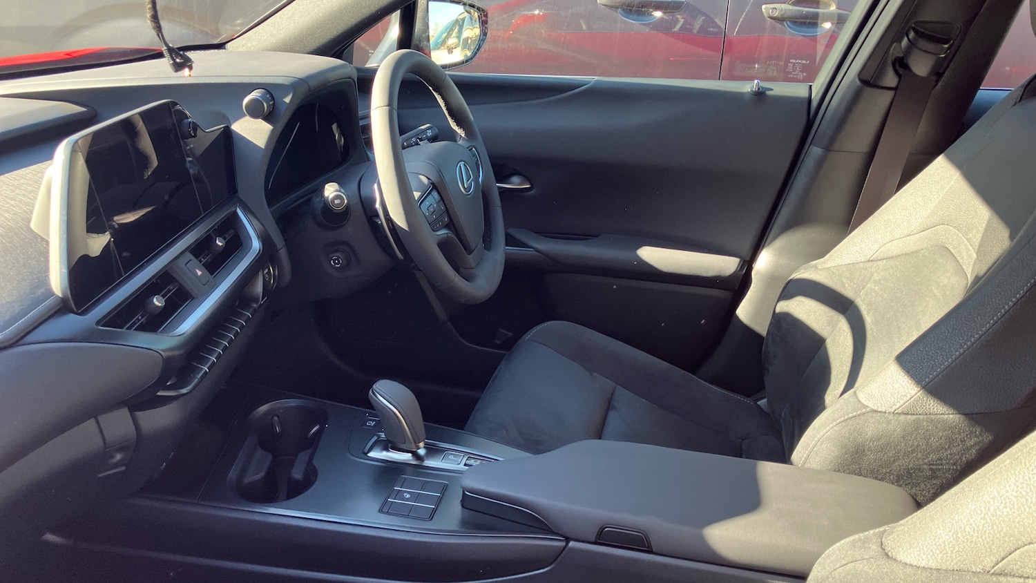 Used Lexus UX 2025 for sale - 77931586: Photo 9