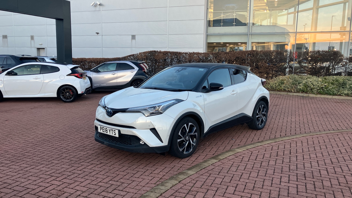 Used Toyota C-HR 2018 for sale - 76969670: Photo 28