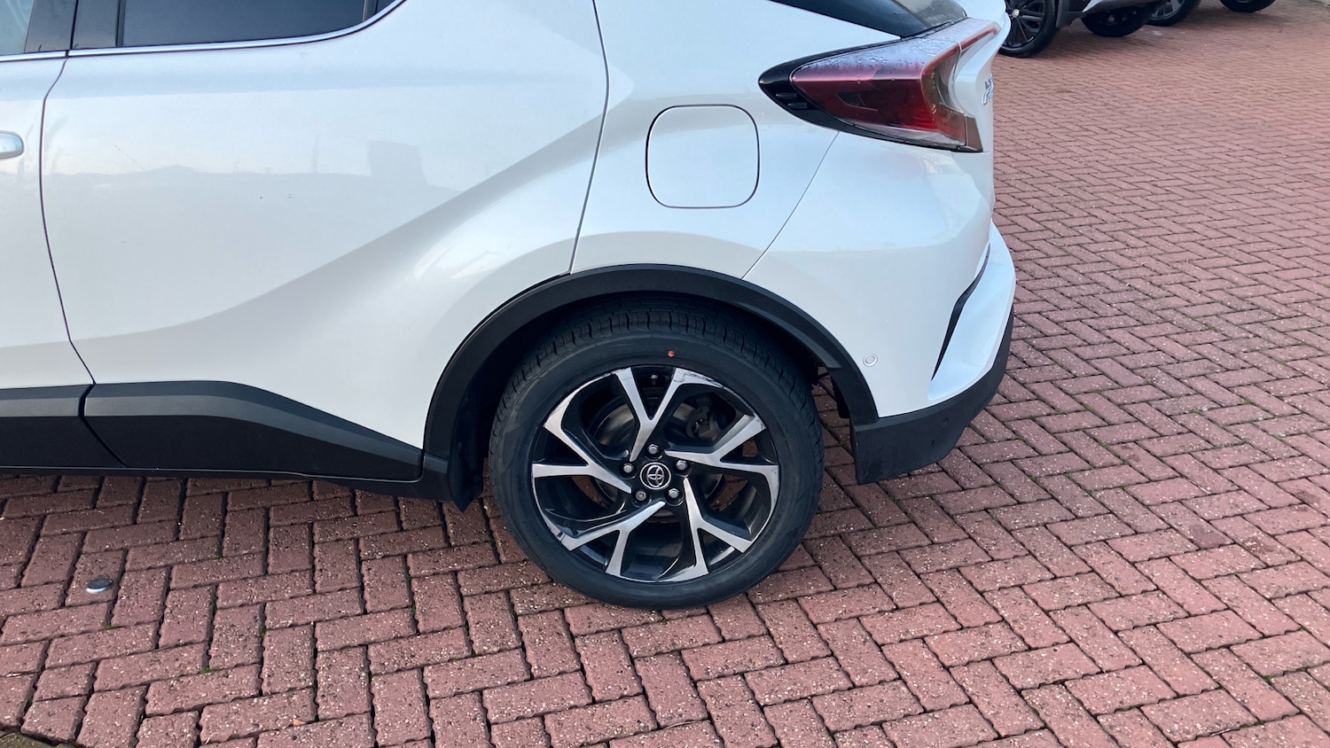 Used Toyota C-HR 2018 for sale - 76969670: Photo 39