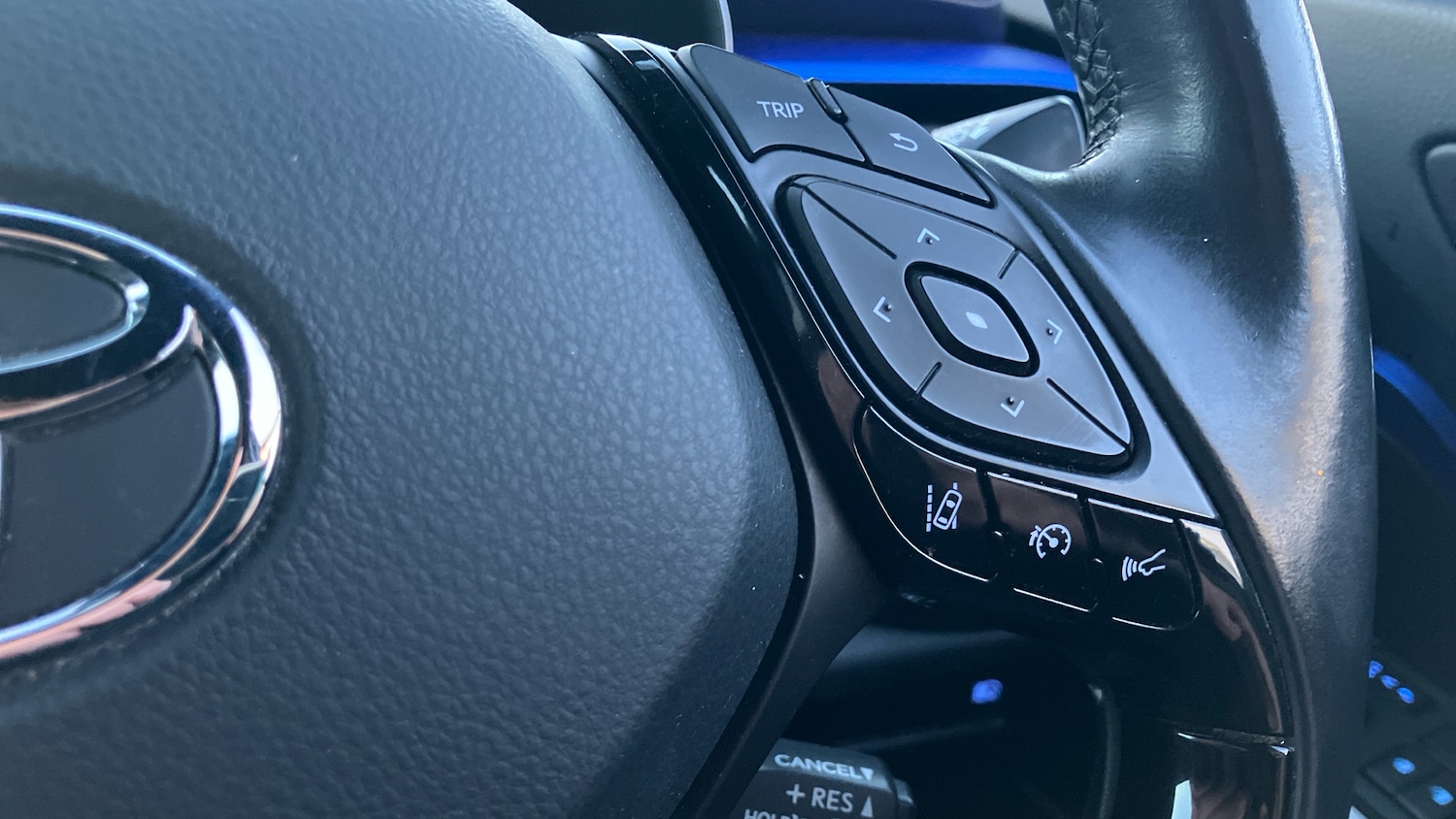 Used Toyota C-HR 2018 for sale - 76969670: Photo 42