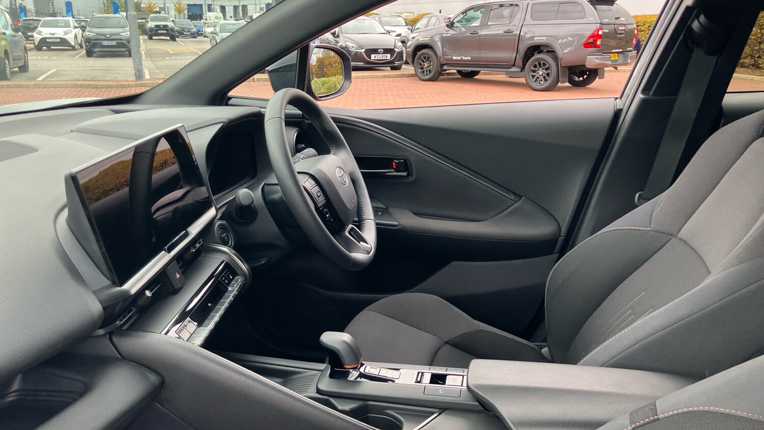 Used Toyota C-HR 2024 for sale - 76230808: Photo 10