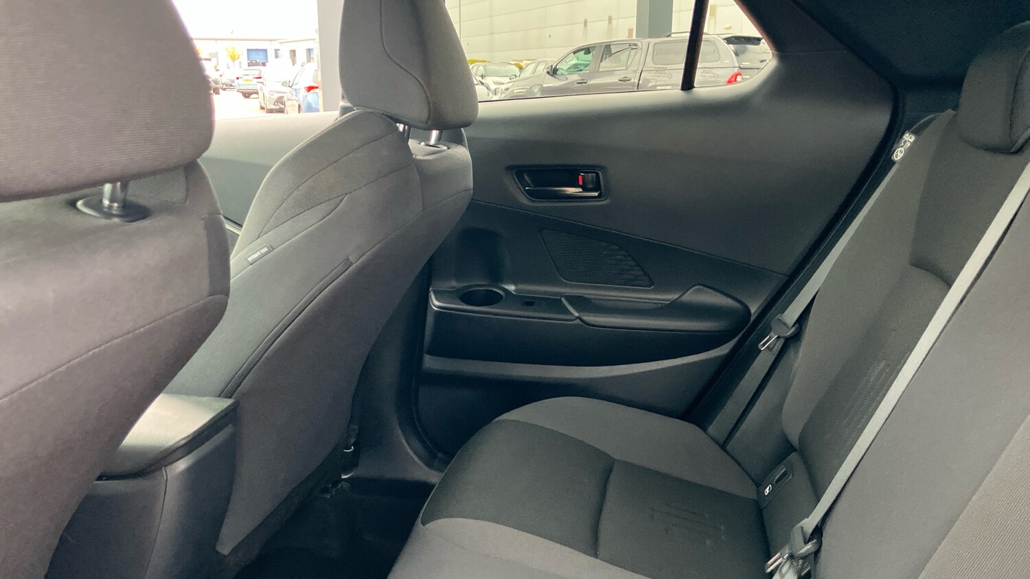 Used Toyota C-HR 2024 for sale - 76230808: Photo 13