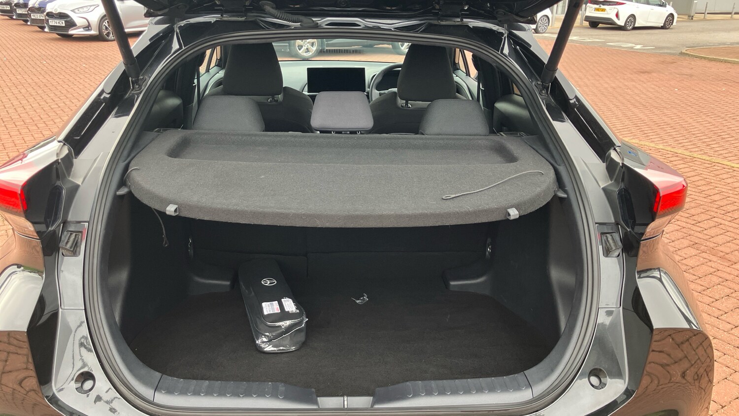 Used Toyota C-HR 2024 for sale - 76230808: Photo 14