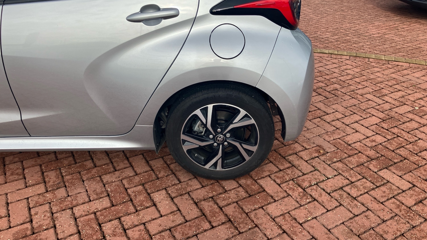 Used Toyota Yaris 2025 for sale - 76346806: Photo 35